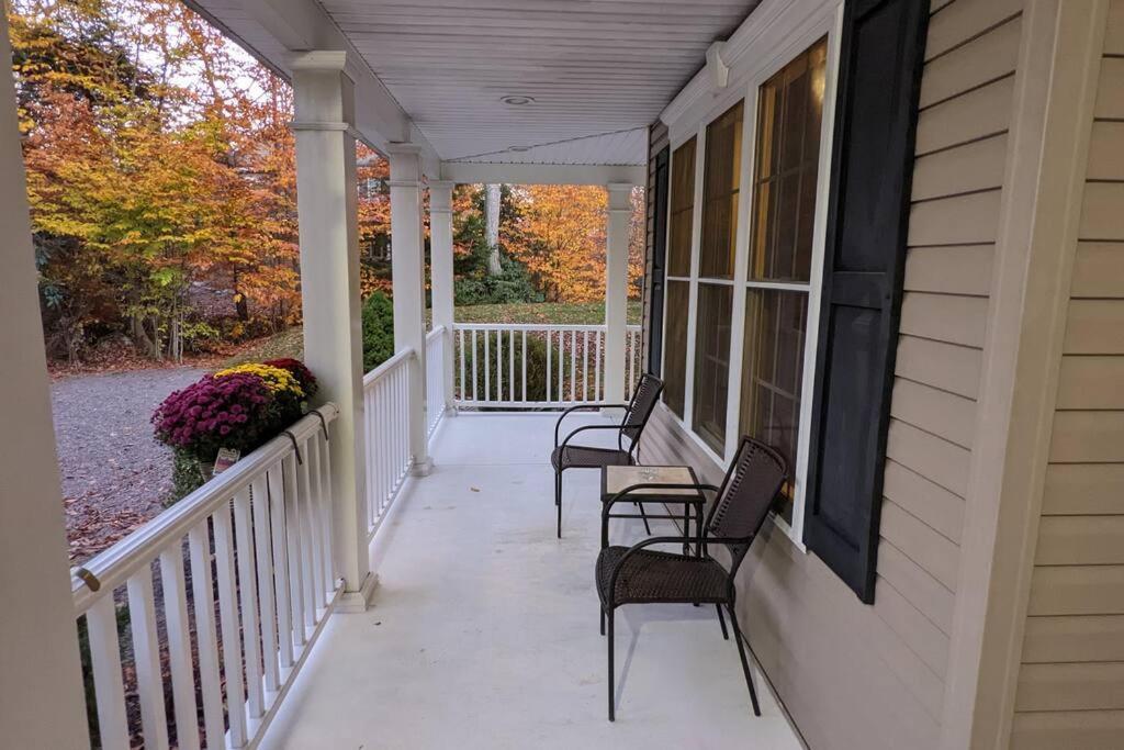 Luxury 4 Bedroom House In Pocono Mountains In Golf Course Near Lake Tobyhanna Exterior foto